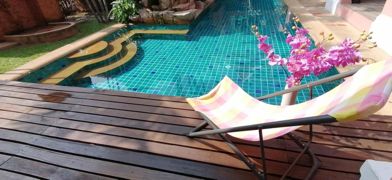 พระตำหนักวิลล่า 10 ห้องนอน พร้อมสระว่ายน้ำส่วนตัว Pattaya Dış mekan fotoğraf