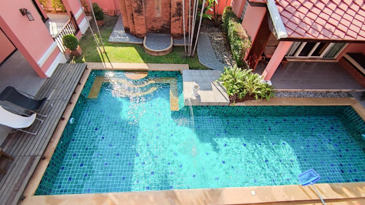พระตำหนักวิลล่า 10 ห้องนอน พร้อมสระว่ายน้ำส่วนตัว Pattaya Dış mekan fotoğraf